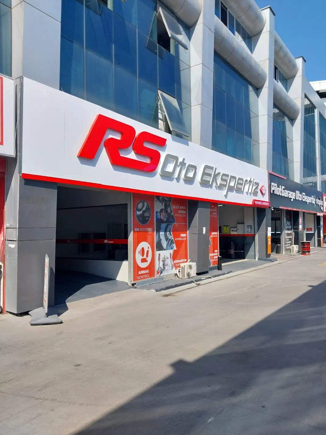 RS-Oto-Ekspertiz-Avcilar-E5-Bayi-11